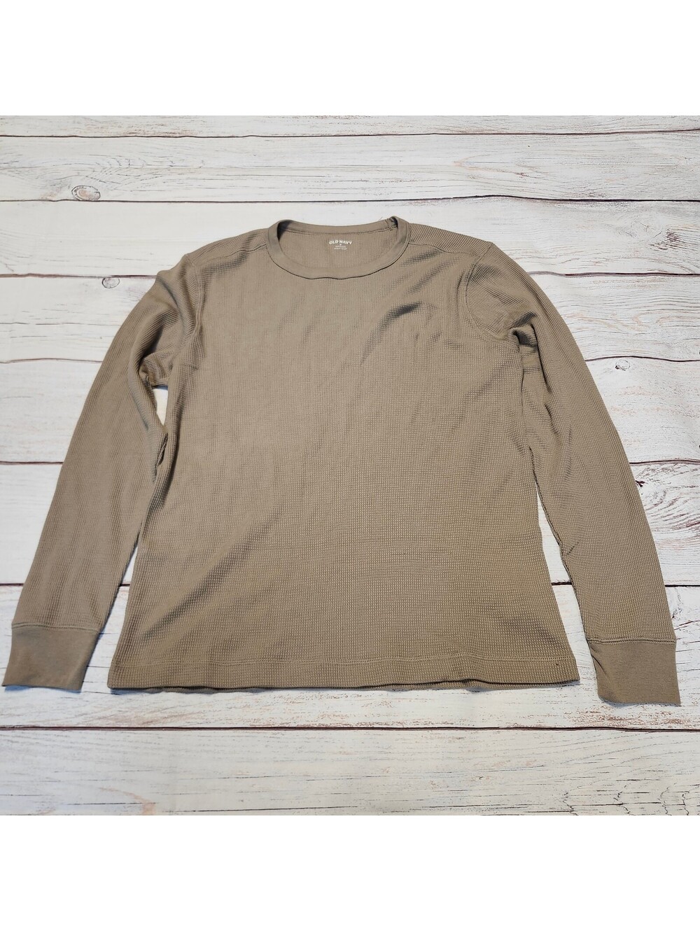 Old Navy Men's Long Sleeve Thermal Shirt in Tan Size Medium